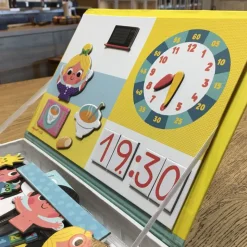 Apprendre à lire l’heure facilement grâce au jeu Magnetibook