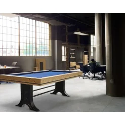 Atelier : Un billard haut de gamme, au style authentique et industriel