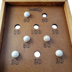 Billard japonais familial : l’indémodable jouet en bois des années 1900
