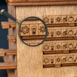 DÉCOUVREZ UN CASSE TÊTE ORIGINAL ET INTRIGANT : LA CLUEBOX ESCAPE GAME