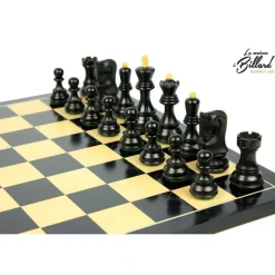 Jeu d’échecs Zagreb – 45 cm – Finition ébène et buis, marqueterie haut de gamme