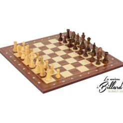 Le jeu d'échecs en bois version luxe