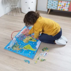 Puzzle en bois magnétique carte du monde