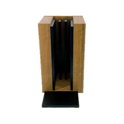 Range-plateaux & tablettes pour table de jeux de société
